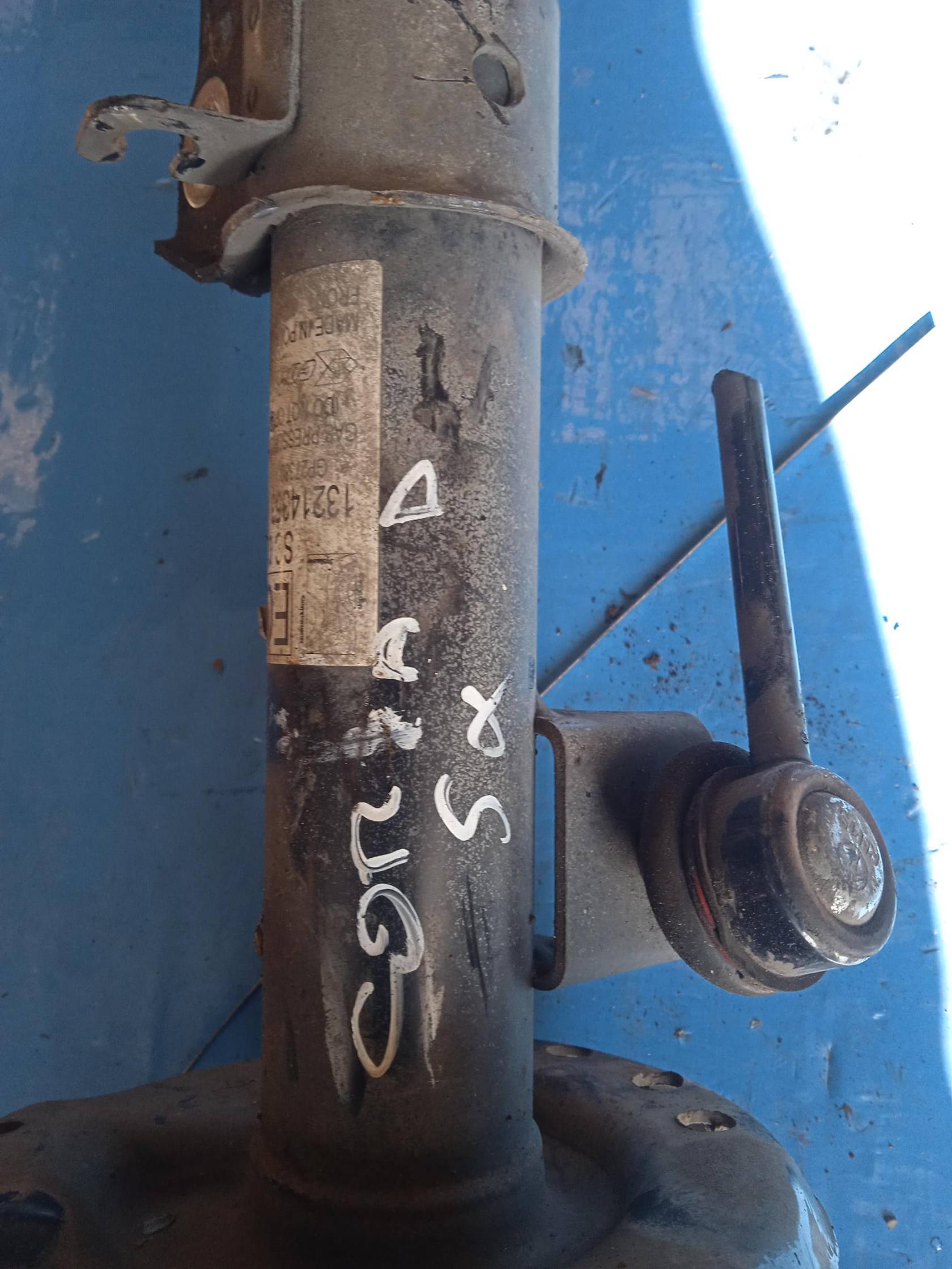 Ammortizzatore ant. sx.